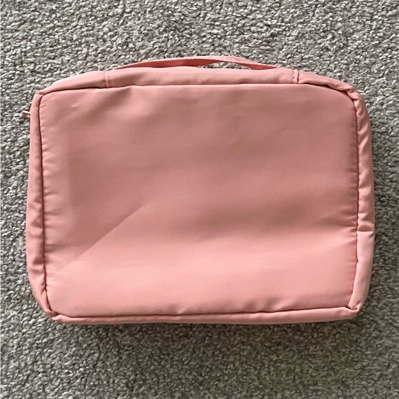 NWOT Travel Bundle. Face Bag for Makeup and Travel Bottle Kit - Picture 4 of 16